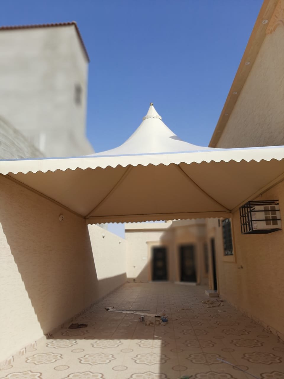 مظلات سيارات حديد